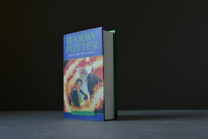 Rowling, J.K. - Harry Potter and the Half-Blood Prince - Raincoast Books & Bloomsbury - 9781551927565 - Parfait -  livre usagé