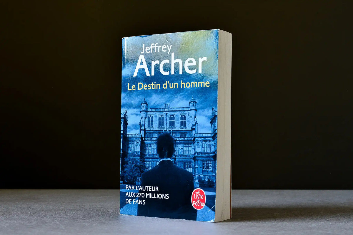 Archer, Jeffrey - Chronique des Clifton T.7 : Le destin d'un homme - Le Livre de poche - 9782253100256 - Bon - livre usagé