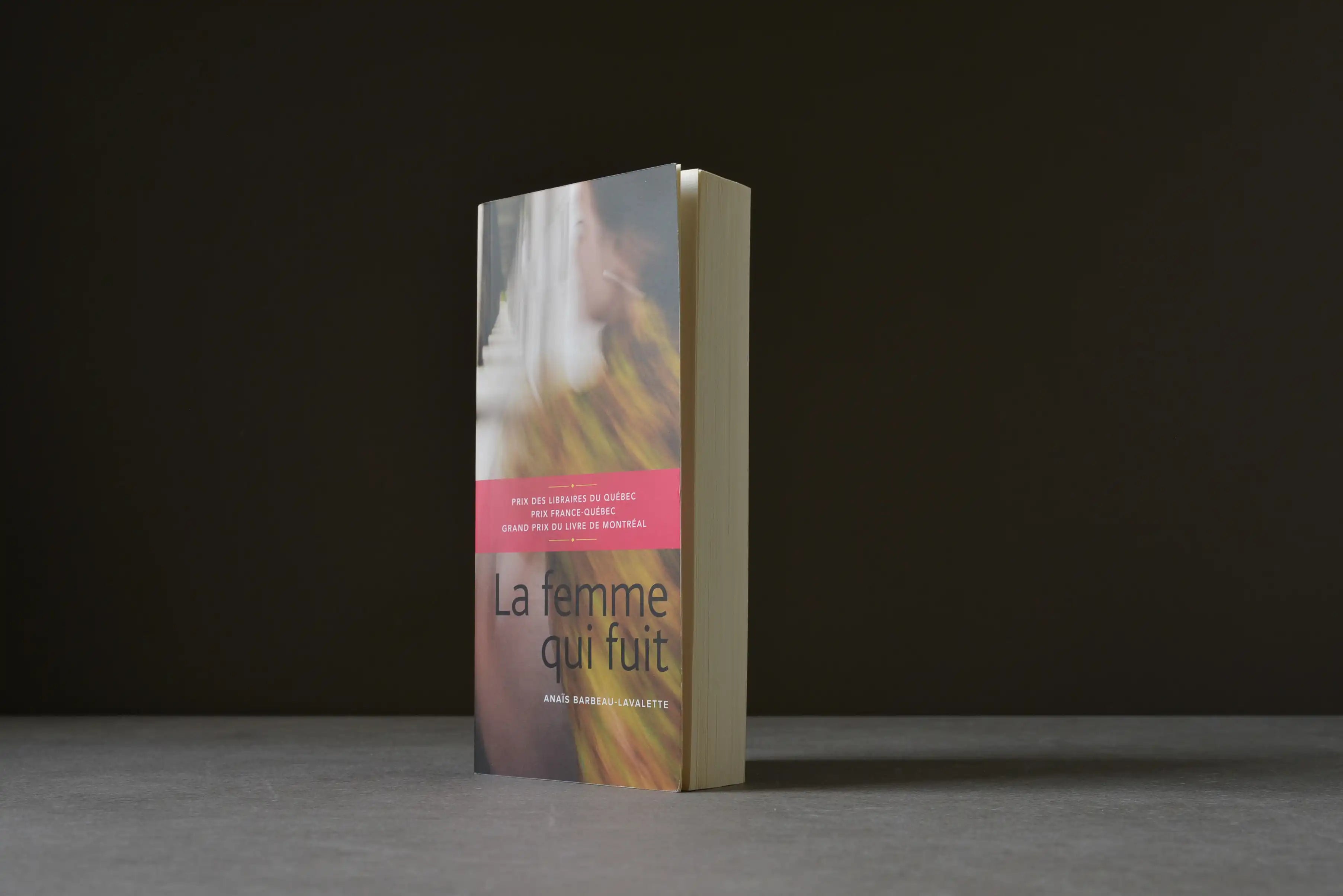 Barbeau-Lavalette, Anaïs - La femme qui fuit - Marchand de feuilles - 9782923896502 - Bon -  livre usagé