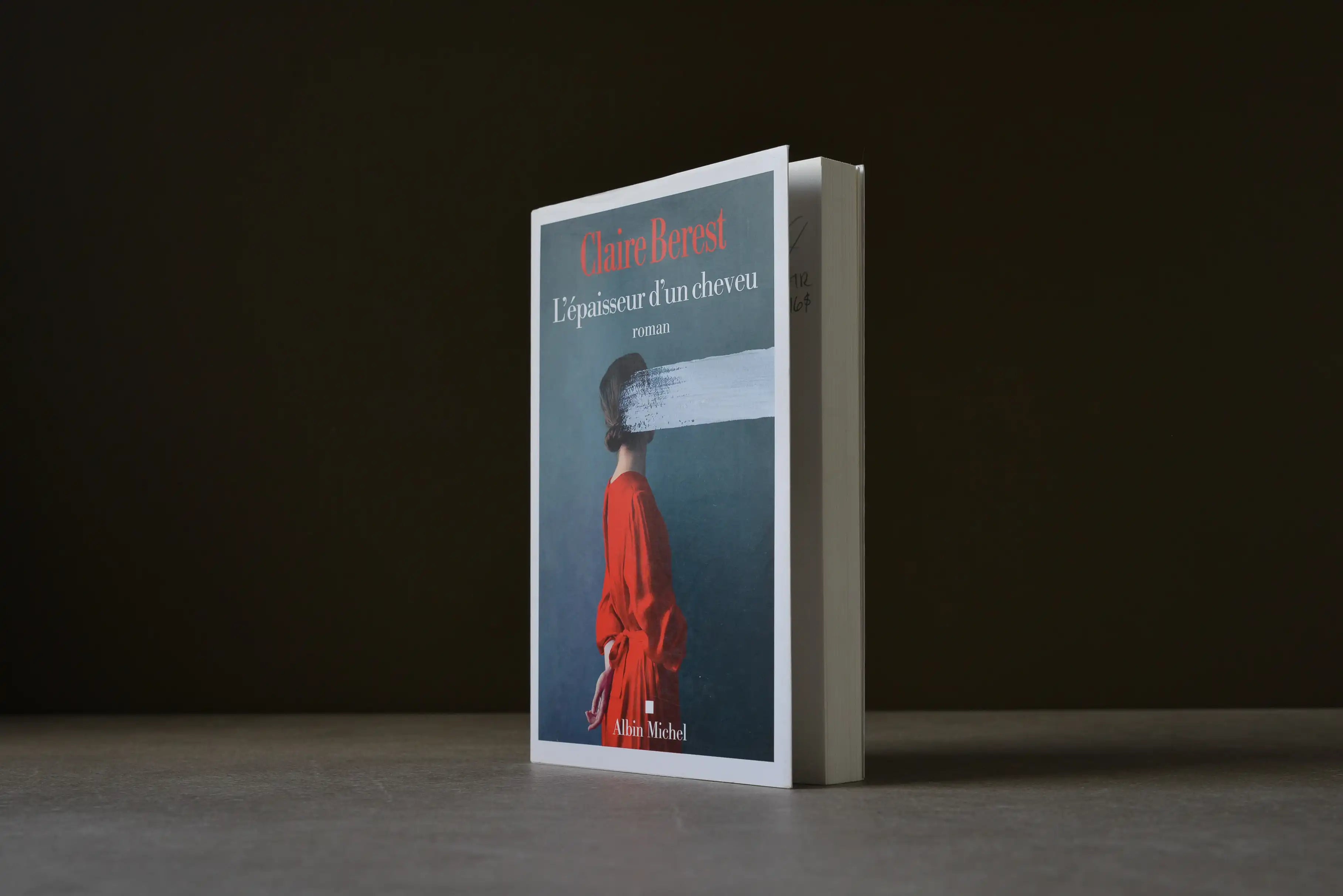 Berest, Claire - L'Épaisseur d'un cheveu - Albin Michel - 9782253252214 - Très bon -  livre usagé