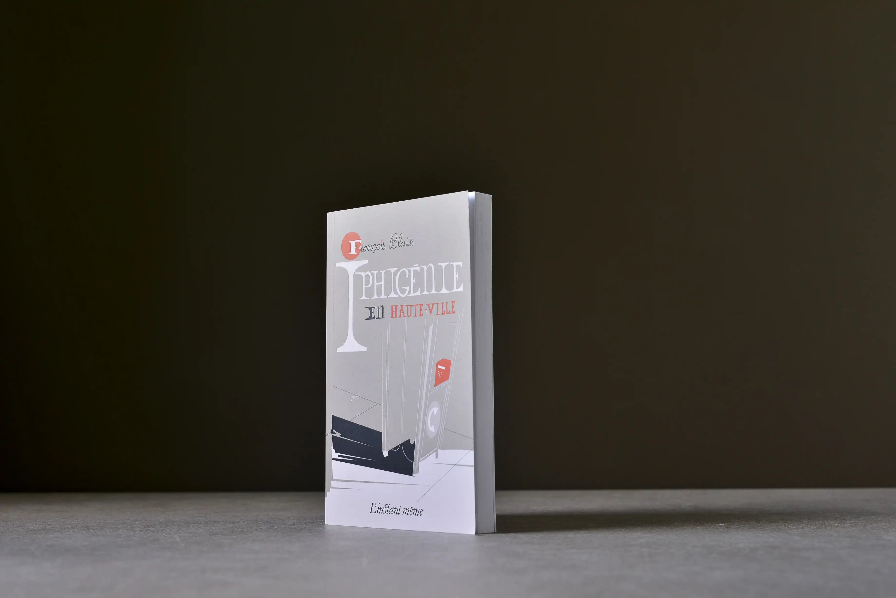 Blais, François - Iphigénie en Haute-Ville - L'instant même - 9782895022824 - Très bon -  livre usagé