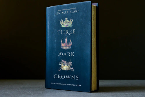 Blake, Kendare - Three Dark Crowns - Harper Teen - 9780062385437 - Très bon - livre usagé