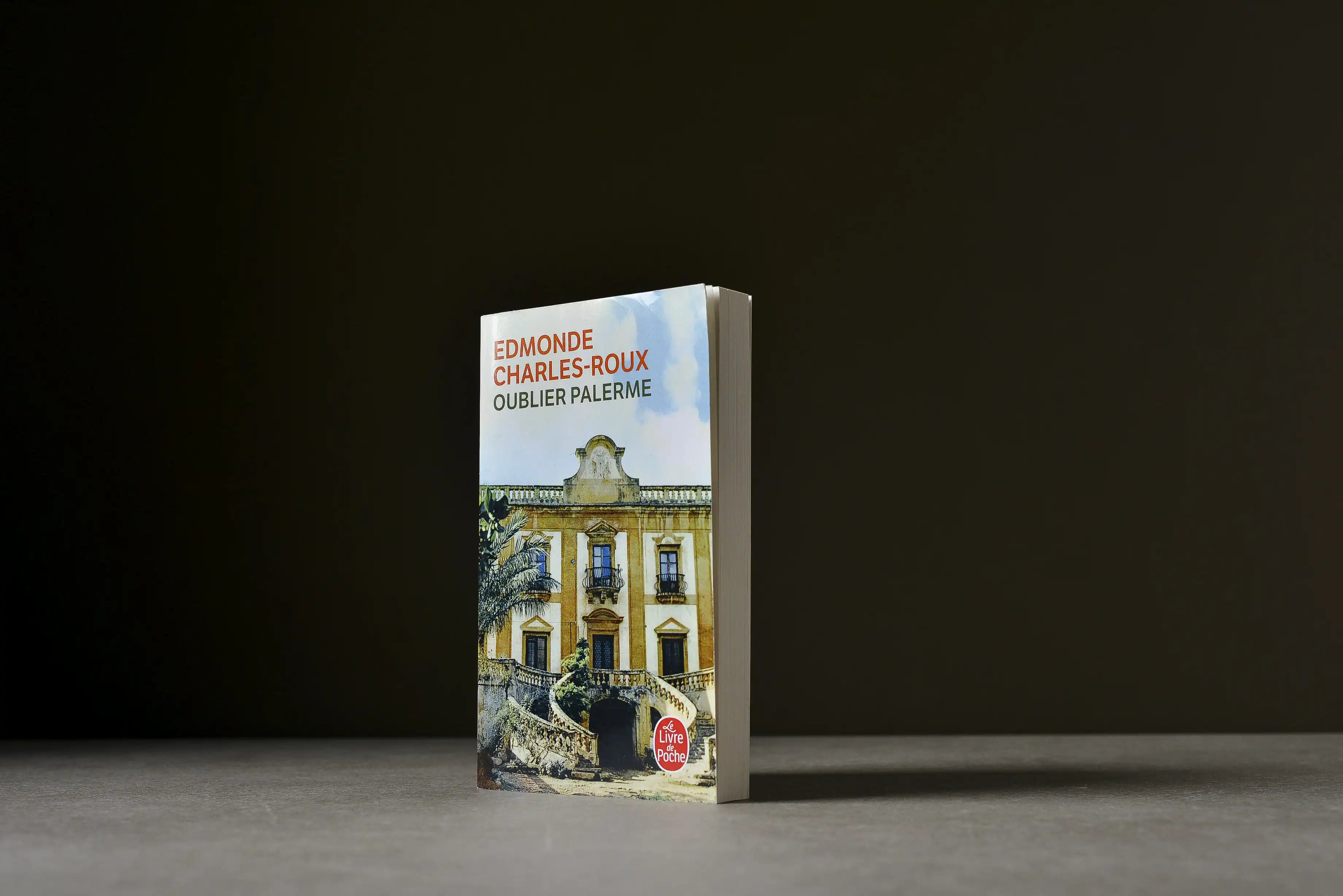 Charles-Roux, Edmonde - Oublier Palerme - Livre de poche - 9782253009245 - Bon+ -  livre usagé
