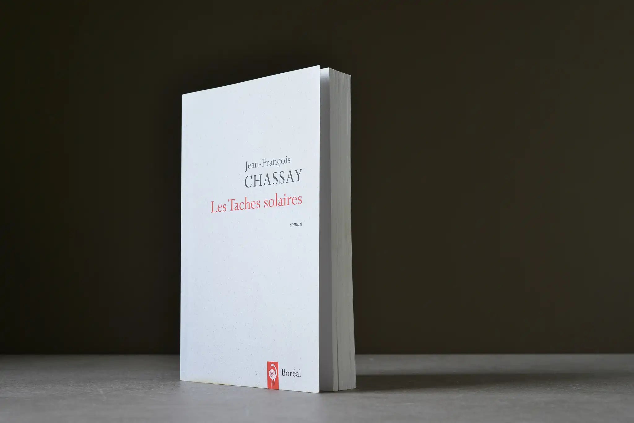 Chassay, Jean-François - Taches solaires - Boréal - 9782764604281 - Assez bon -  livre usagé