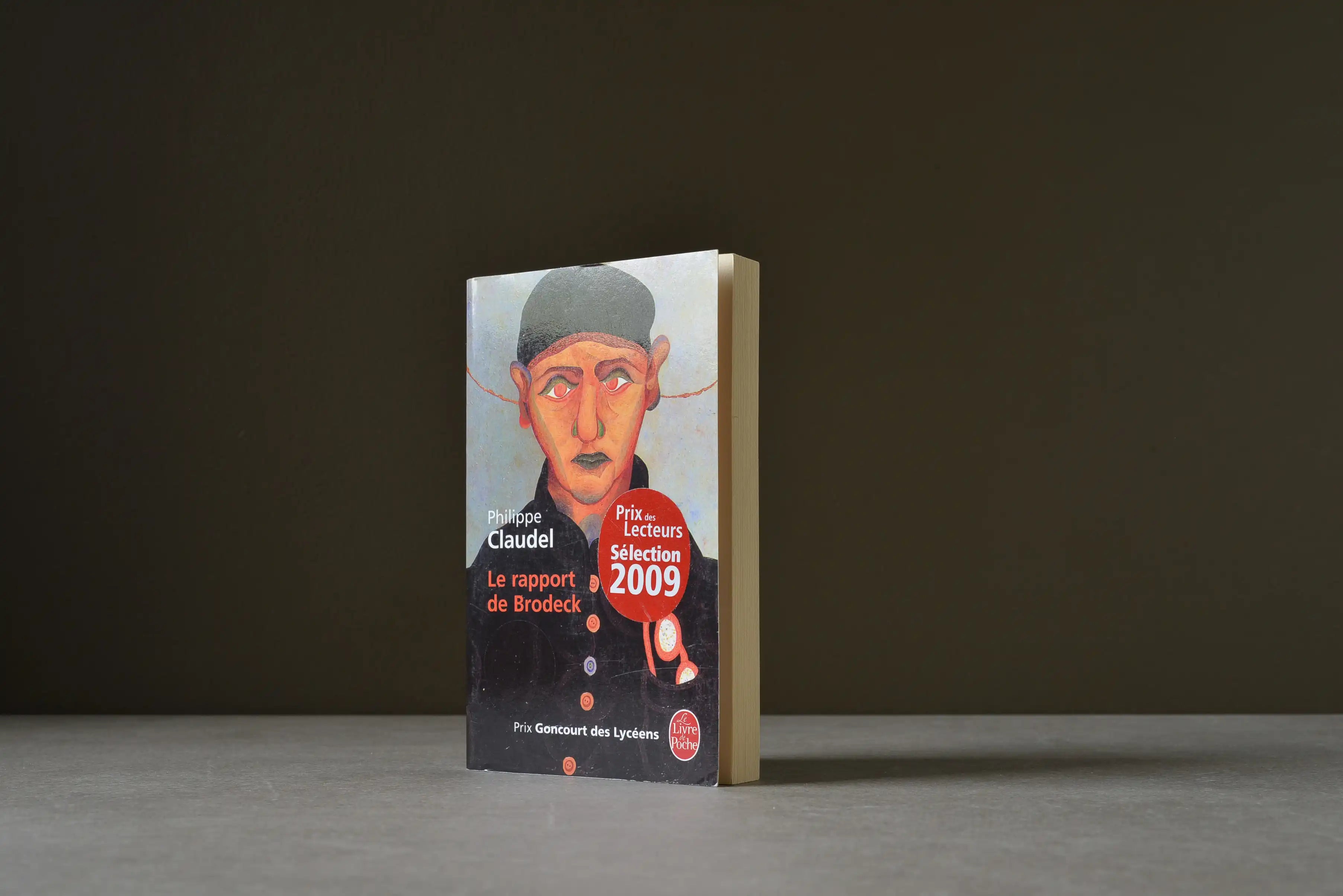 Claudel, Philippe - Le rapport de Brodeck - Livre de poche - 9782253125723 - Très bon -  livre usagé