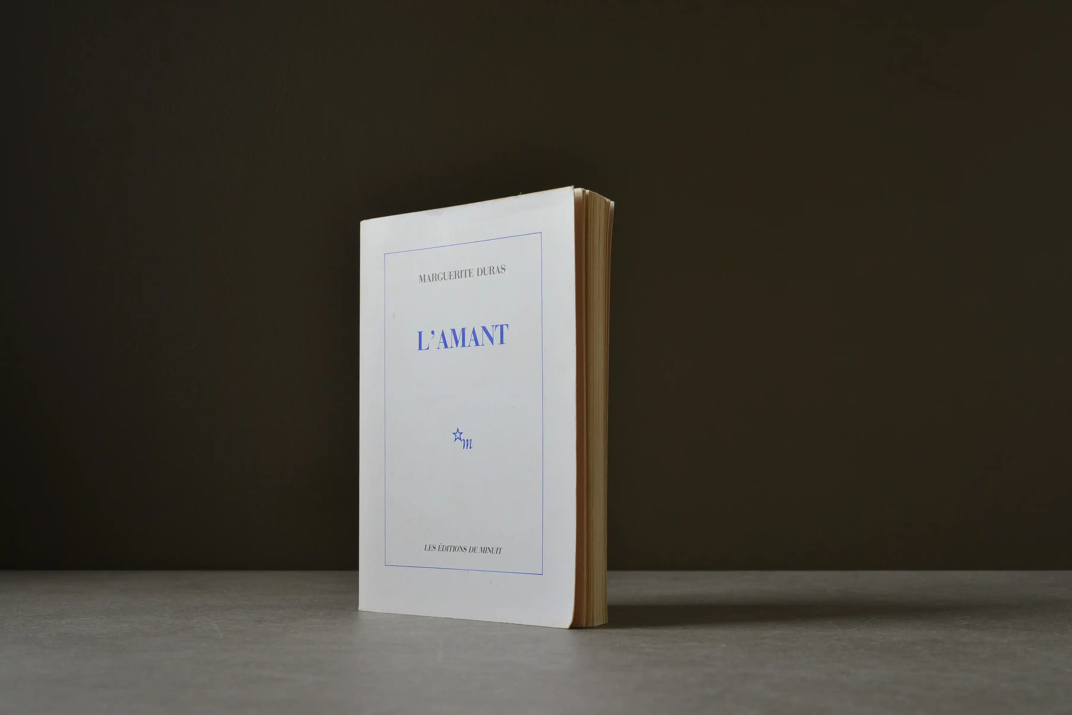 Duras, Marguerite - L'amant - Minuit - 9782707306951 - Assez bon -  livre usagé