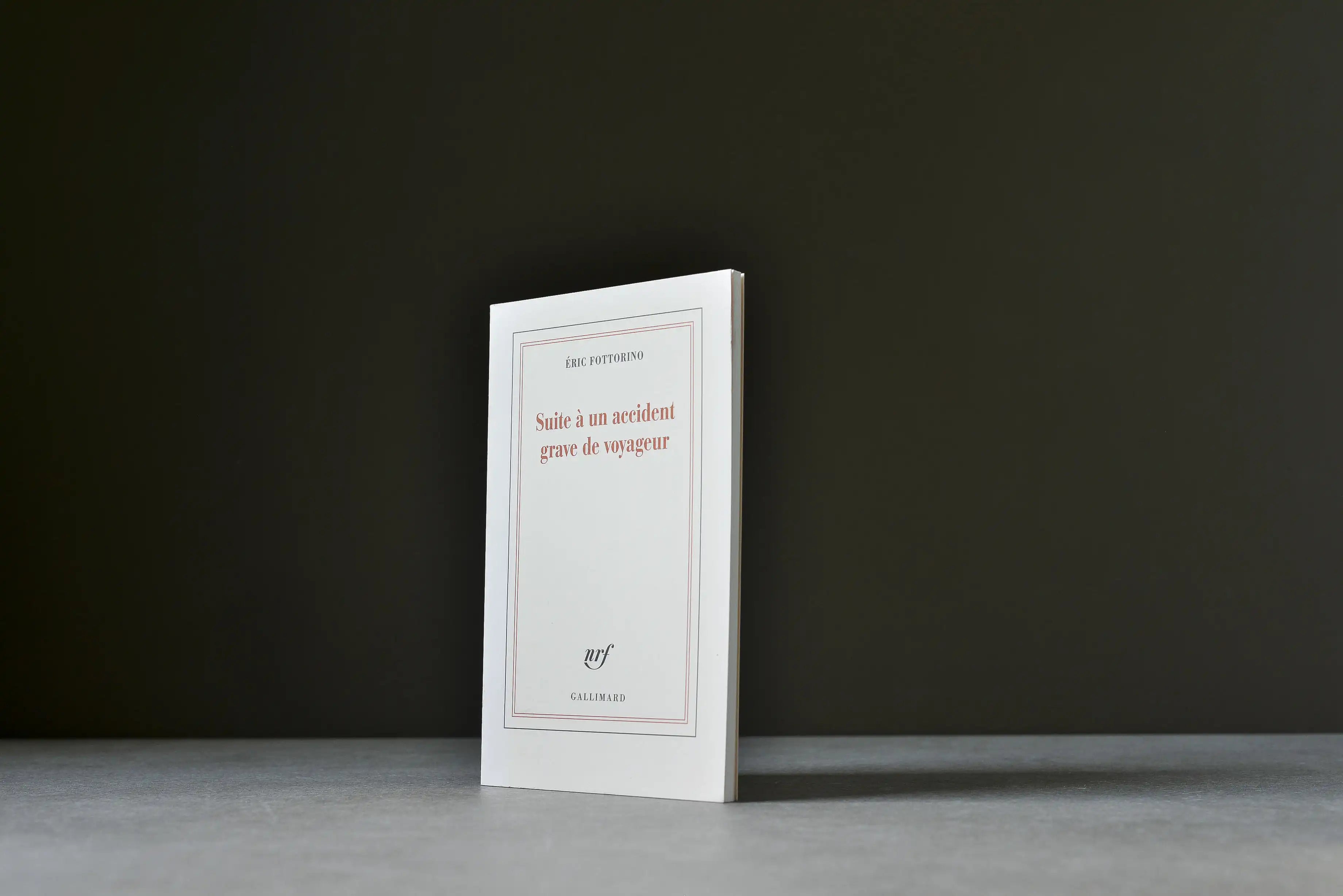 Fottorino, Eric - Suite à un accident grave de voyageur  - Gallimard - 9782070140640 - Très bon -  livre usagé