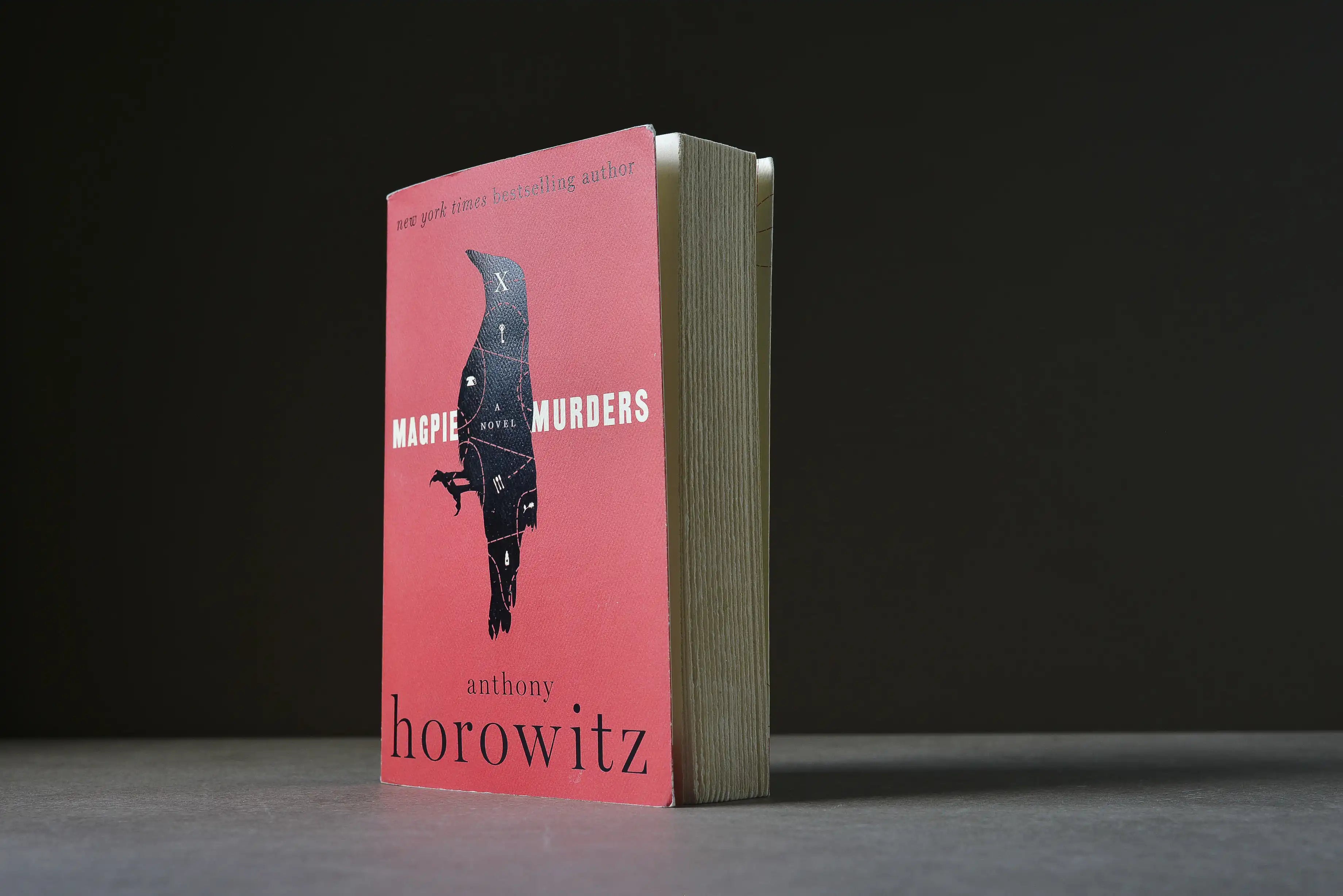 Horowitz, Anthony - Magpie Murders : A Novel - HarperCollins - 9781443452564 - Bon -  livre usagé