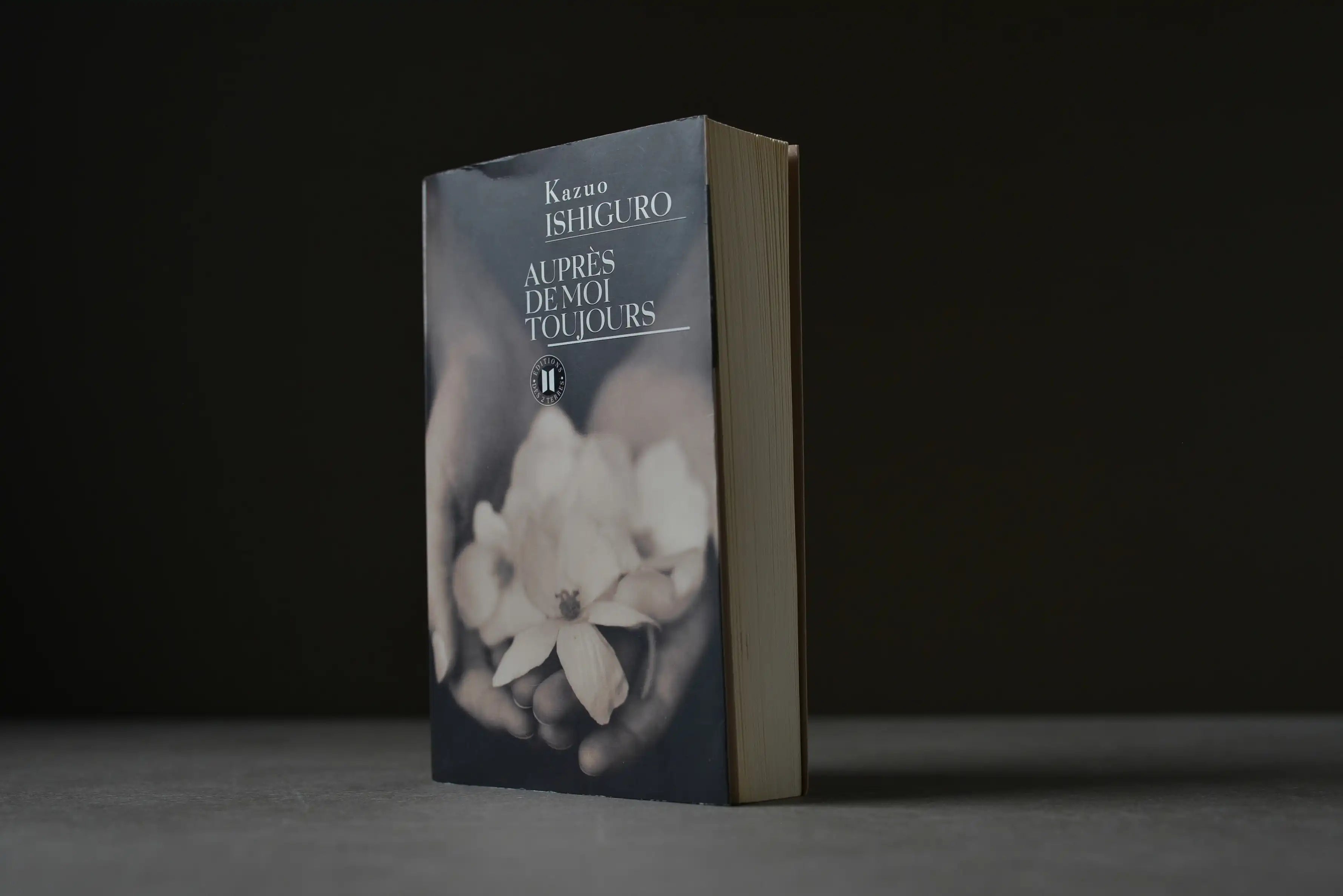 Ishiguro, Kazuo - Auprès de moi toujours - Deux Terres - 9782848930190 - Bon -  livre usagé