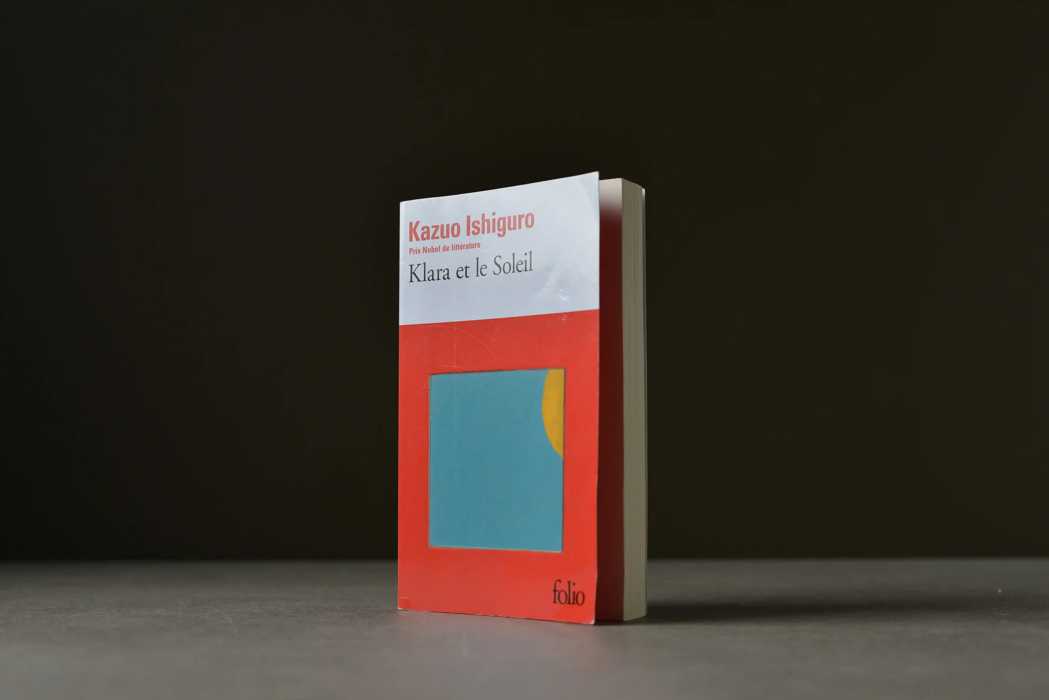 Ishiguro, Kazuo - Klara et le Soleil - Folio - 9782073002310 - Bon -  livre usagé