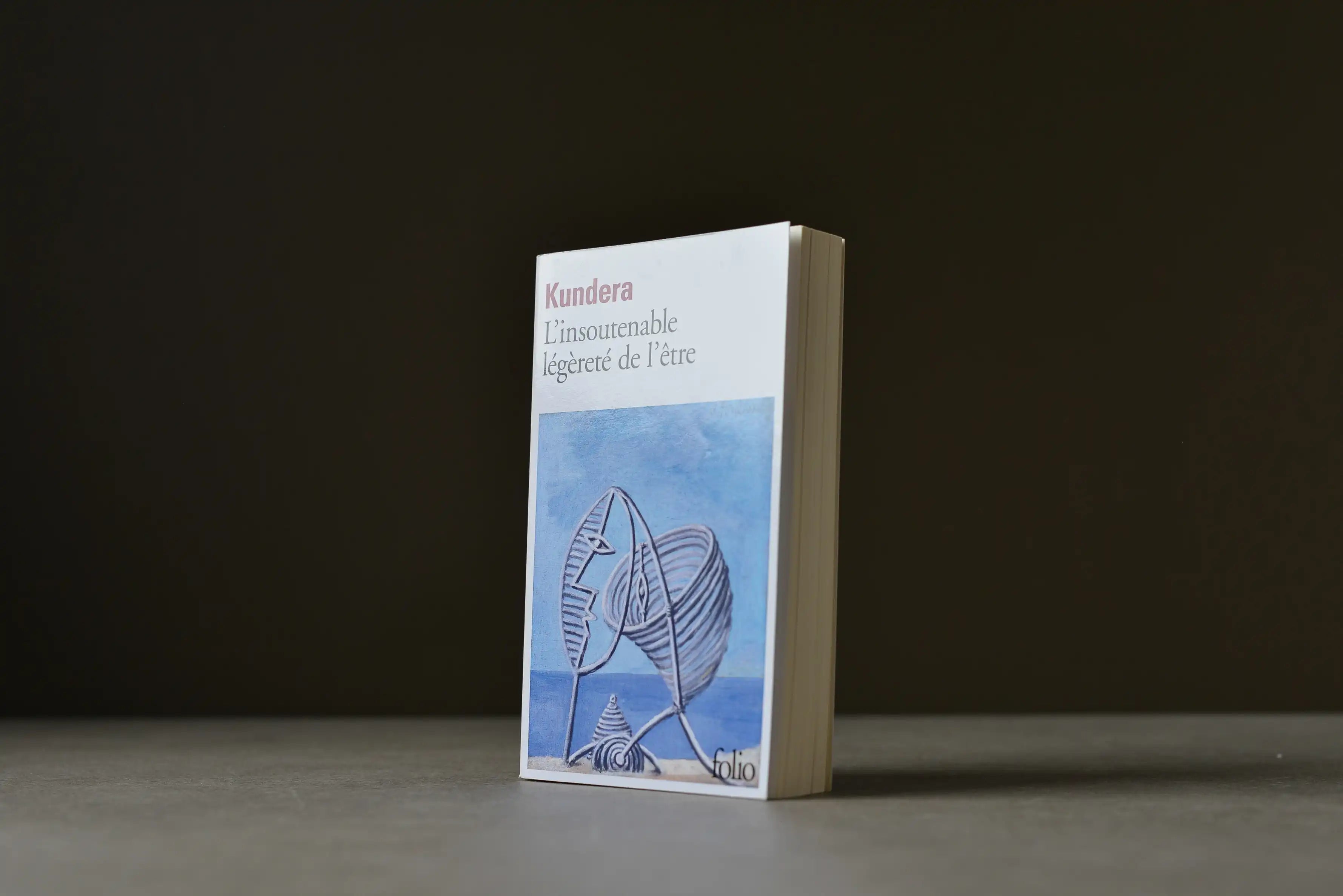 Kundera, Milan - L'insoutenable légèreté de l'être - Folio - 9782070381654 - Très bon -  livre usagé