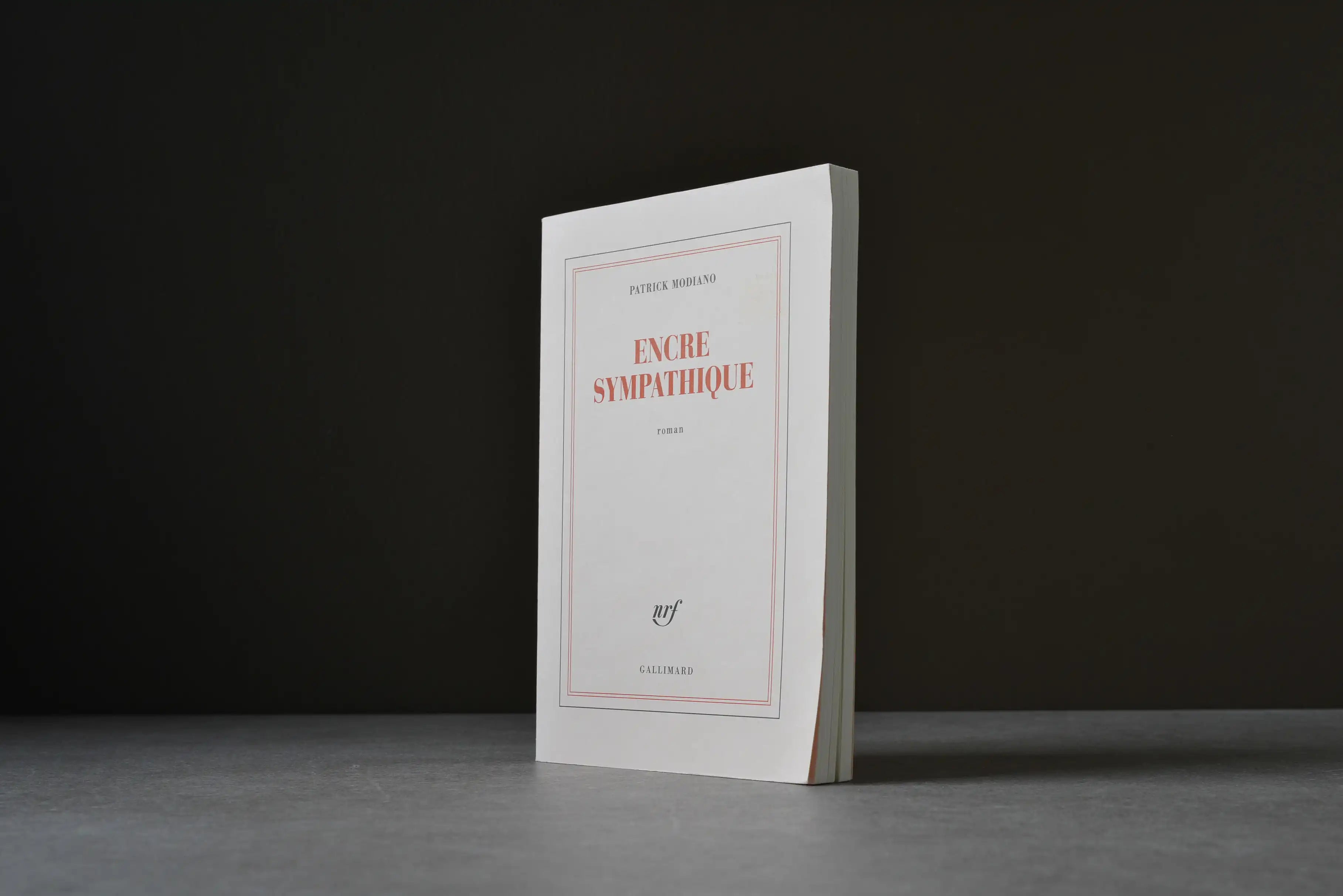 Modiano, Patrick - Encre sympathique - Gallimard - 9782072753800 - Bon -  livre usagé