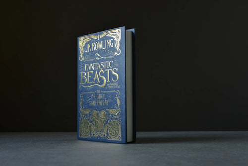 Rowling, J. K. - FANTASTIC BEASTS AND WHERE TO FIND THEM: THE ORIGINAL SCREENPLAY - Scholastic - 9781338109061 - Bon+ -  livre usagé