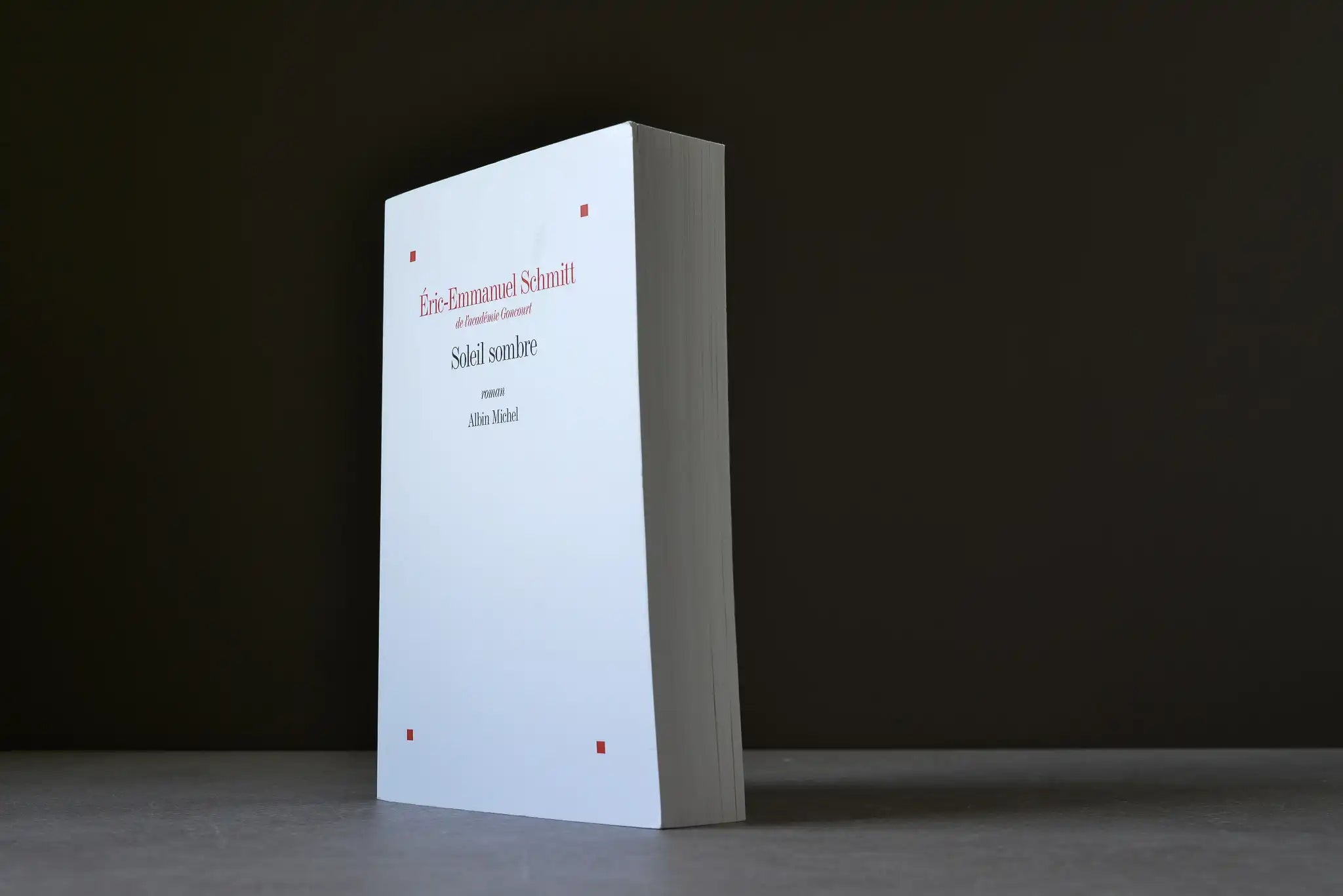 Schmitt, Eric-Emmanuel - La traversée des temps, tome 3 : Soleil sombre - Albin Michel - 9782226467447 - Bon -  livre usagé