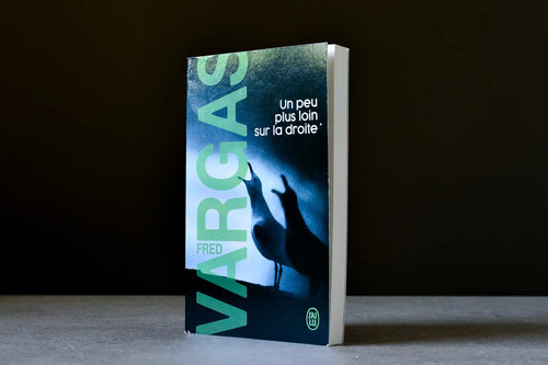 Vargas, Fred - Un peu plus loin sur la droite - J'ai Lu - 9782290351314 - Assez bon - livre usagé